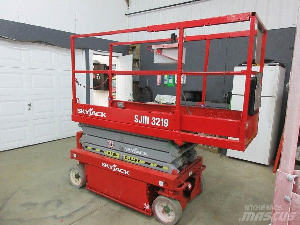 SkyJack SJ3219 其他組件