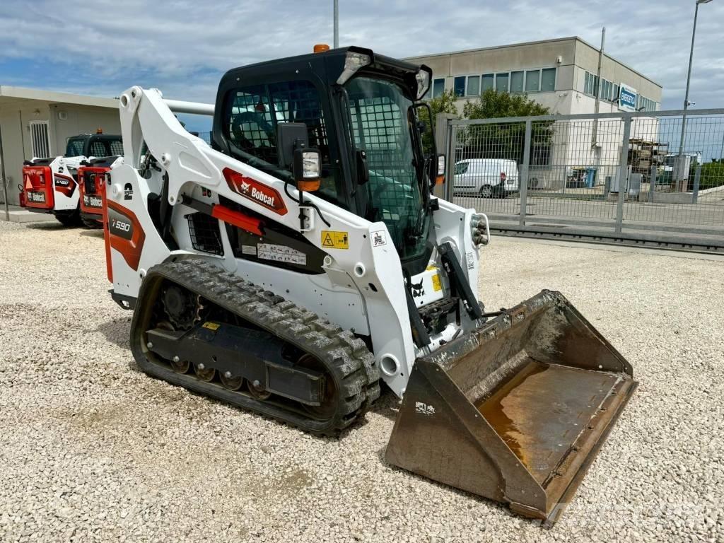 Bobcat T 590 小型裝載機