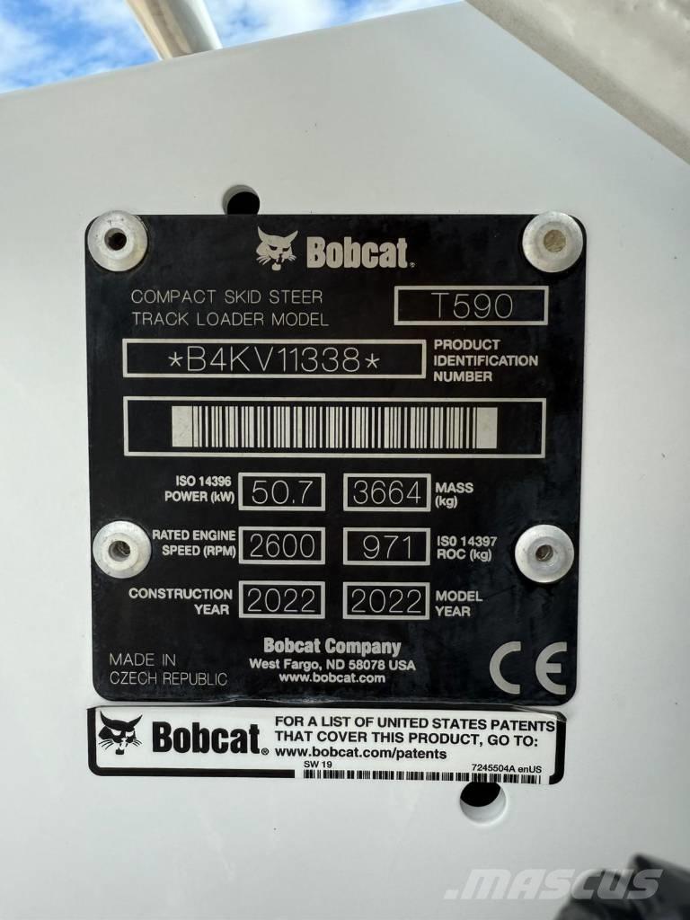 Bobcat T 590 小型裝載機