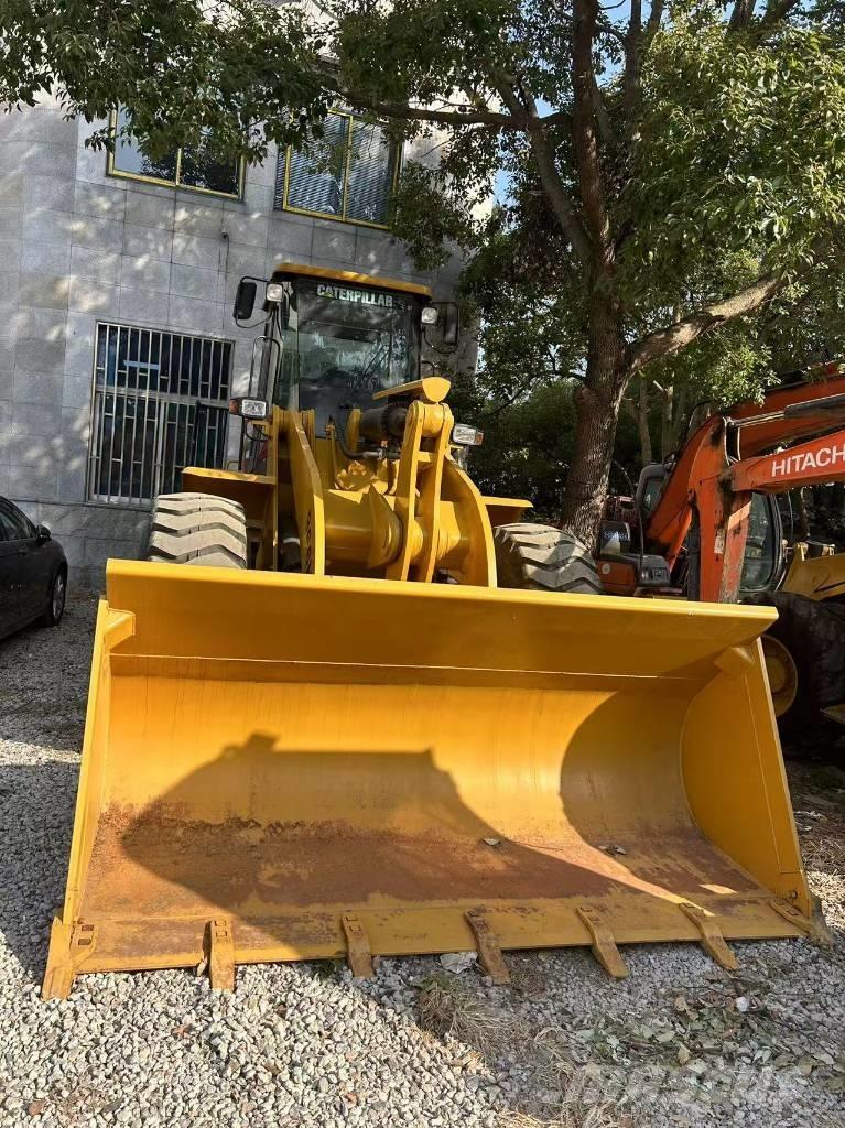 CAT 966 H 輪胎式裝載機