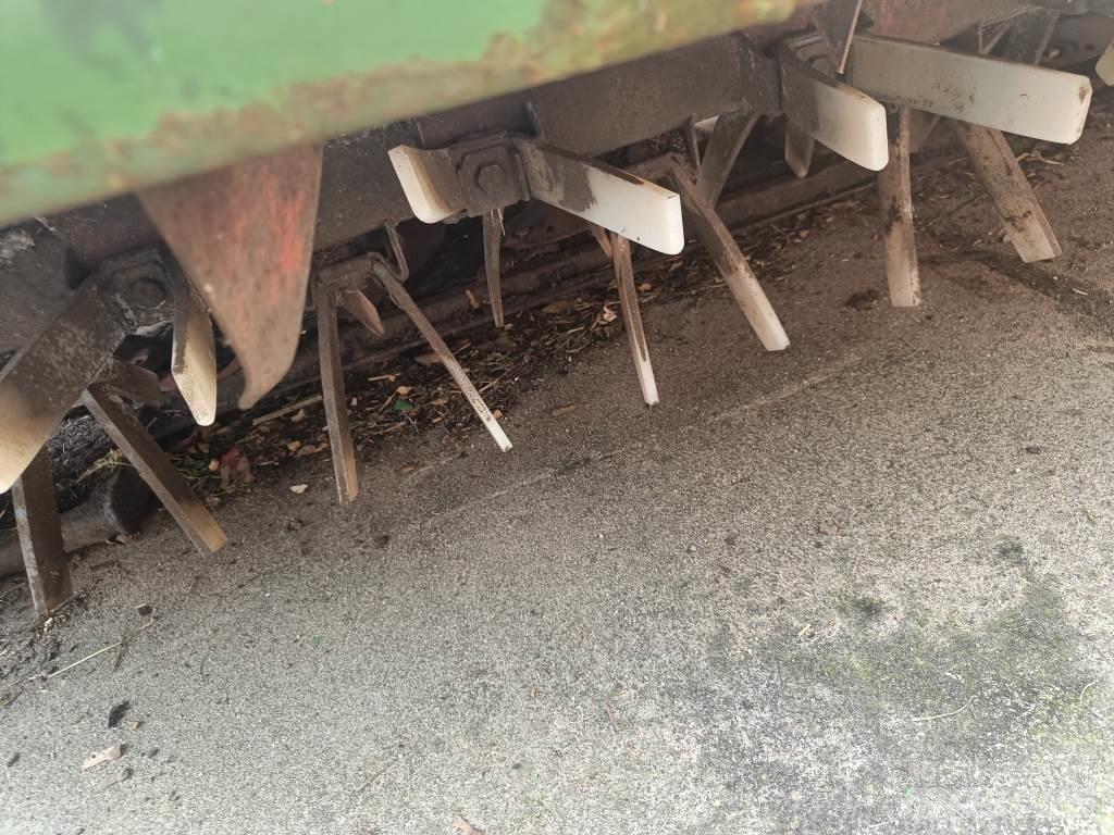 Kuhn CF280 割草劑