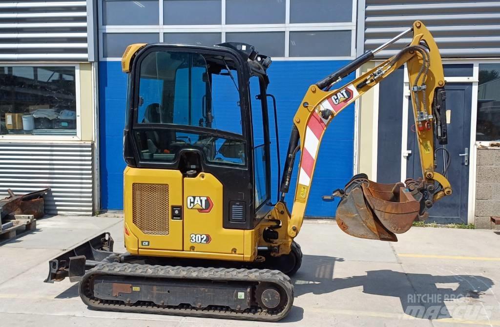 CAT 302 小型挖土機/掘鑿機<7t(小型挖掘機)