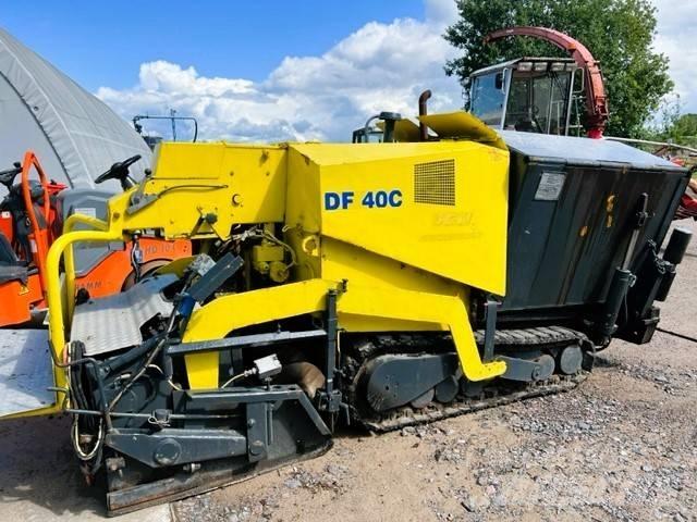 Demag DF 40 C 瀝青攤舖機/鋪路機