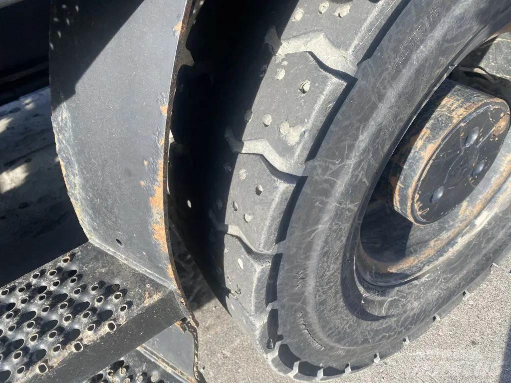 CAT M318F 旋轉式挖土機/掘鑿機/挖掘機