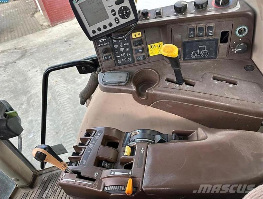 John Deere 6920 曳引機