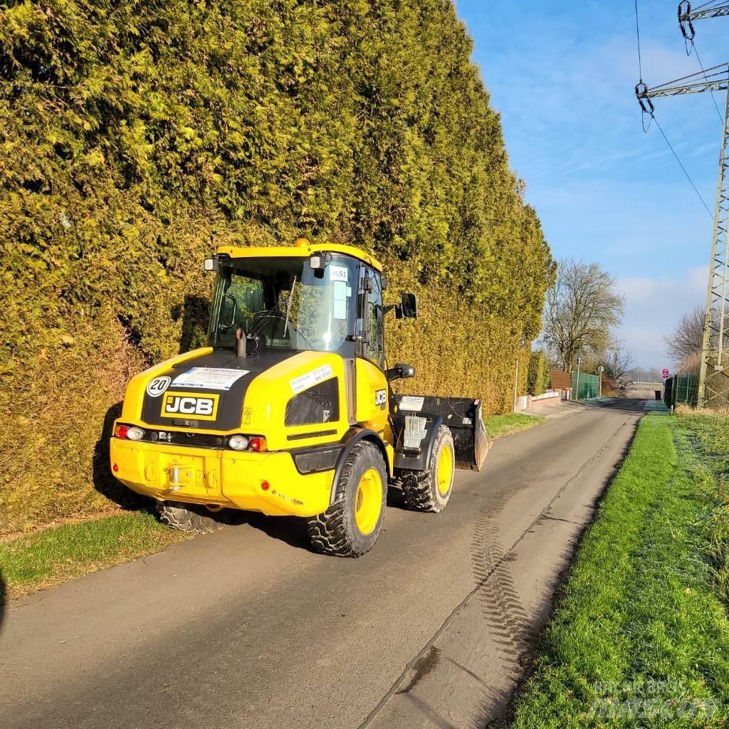 JCB 407 輪胎式裝載機