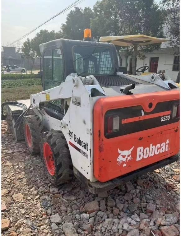 Bobcat S 550 滑移轉向裝載機
