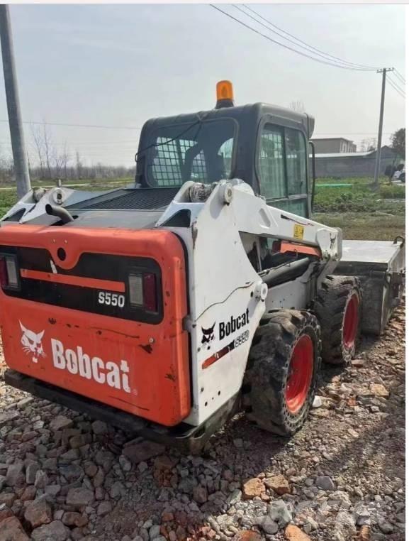 Bobcat S 550 滑移轉向裝載機