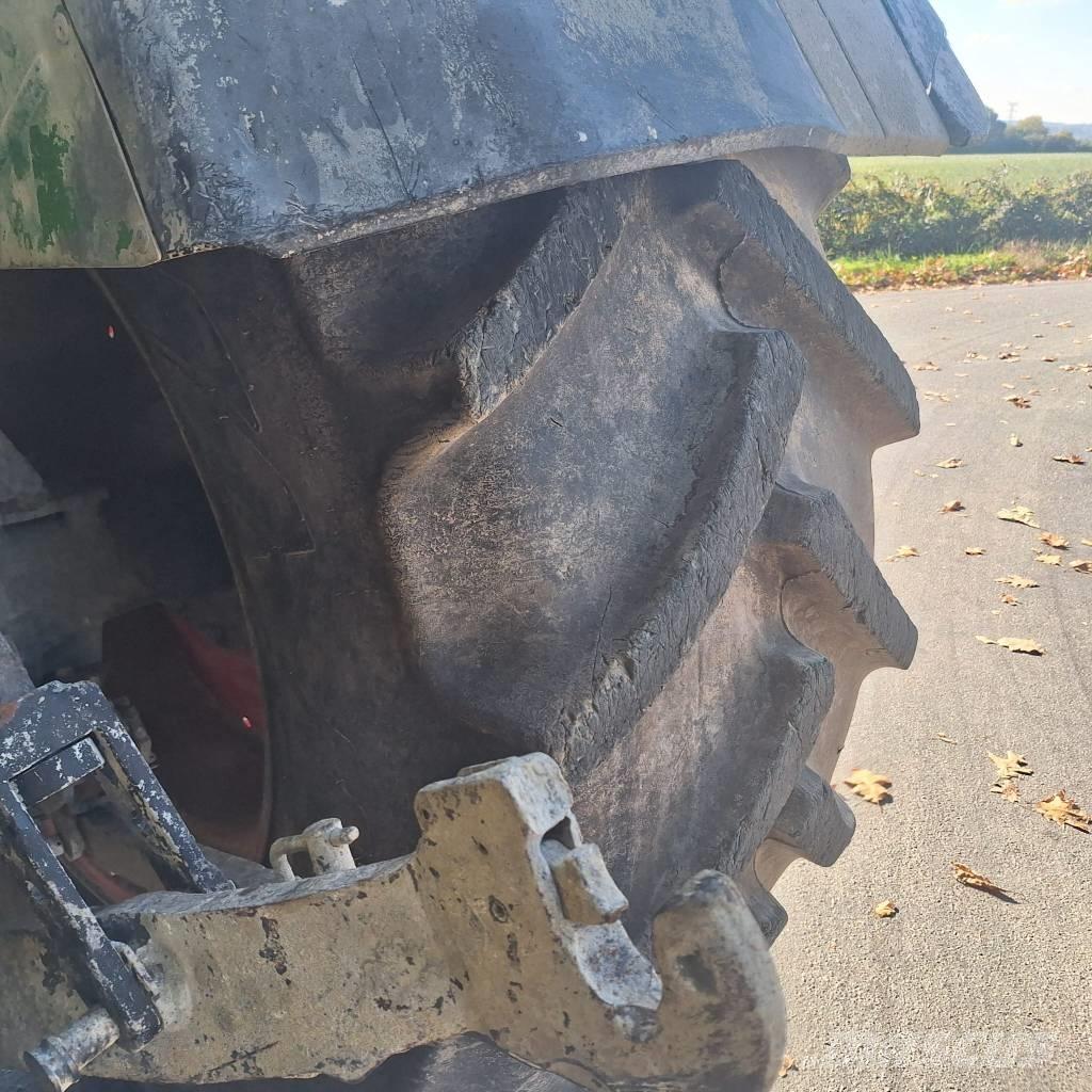 Fendt 818 Vario TMS 曳引機