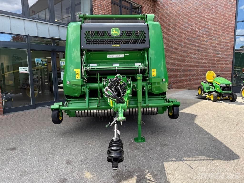 John Deere 990 圓型牧草打包機