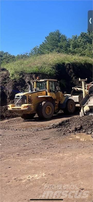 Volvo L120F 輪胎式裝載機