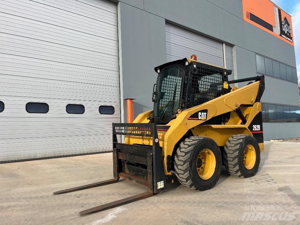 CAT 262 B 滑移轉向裝載機
