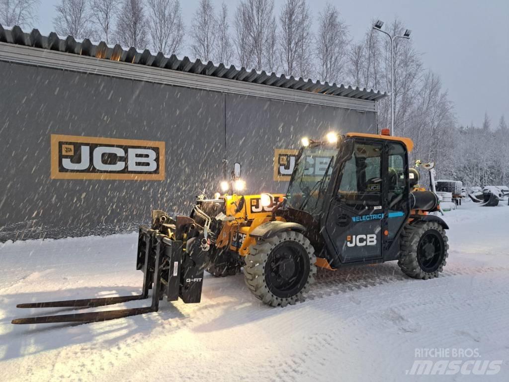 JCB 525-60E 伸縮臂操作車