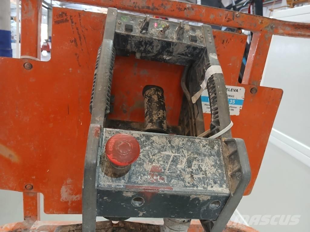 JLG 1930 ES 剪式升降機