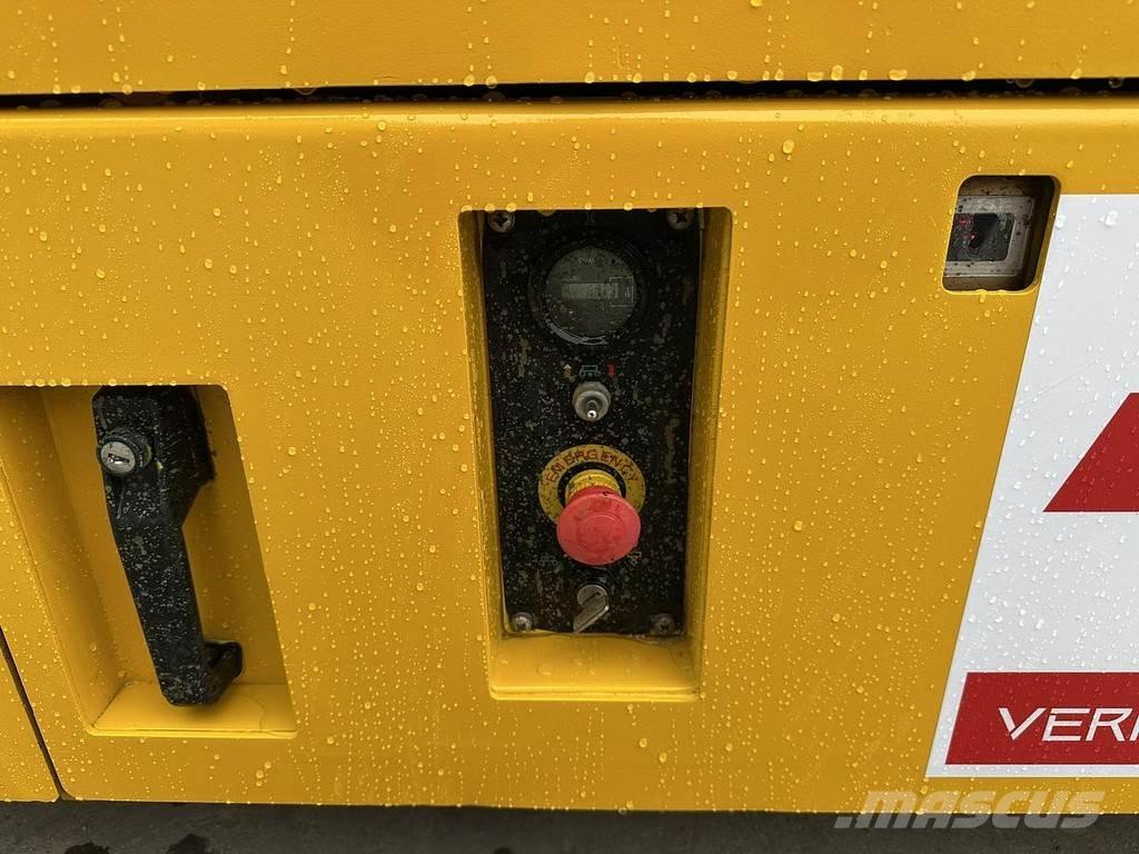 JCB S2032E 其他升降機和作業平台