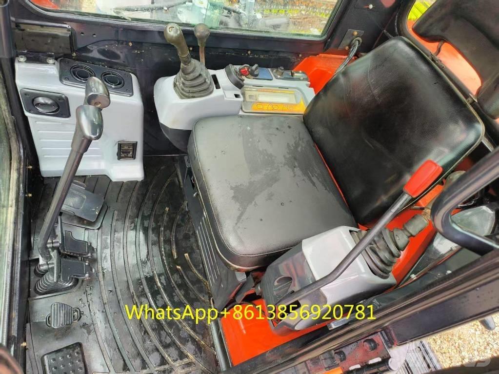 Kubota U 55-4 小型挖土機/掘鑿機<7t(小型挖掘機)