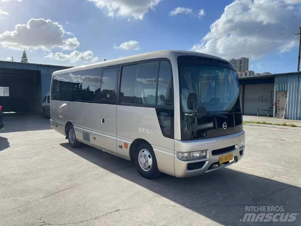 Nissan Civilian 公路客運汽車