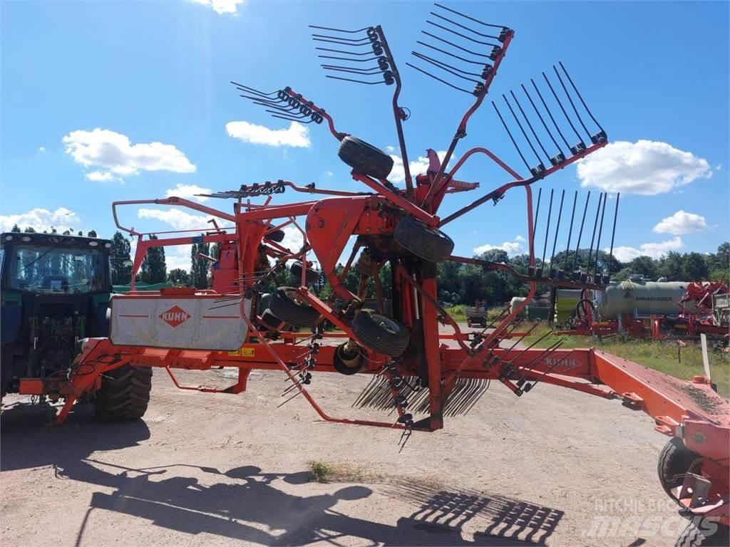 Kuhn GA 7302 堆草機