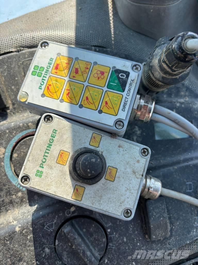 Pöttinger Mex 6 牧草收穫機