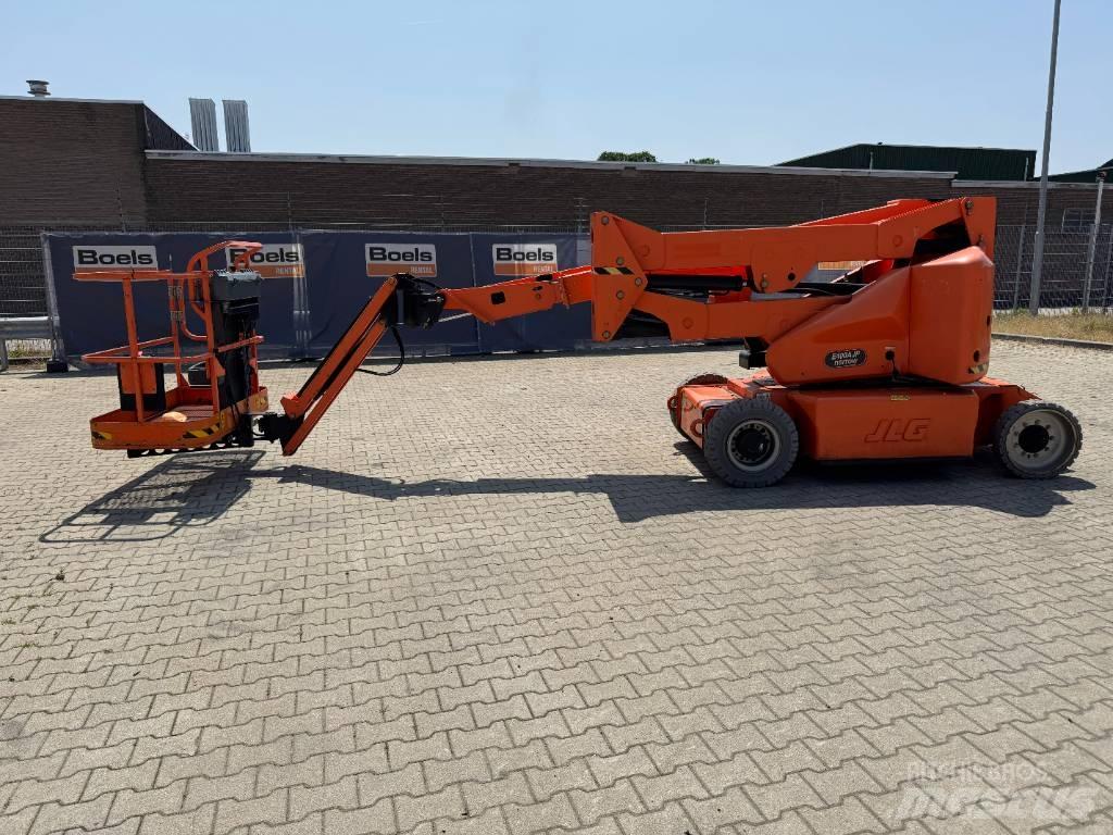 JLG E400AJPN 曲臂高空作業車