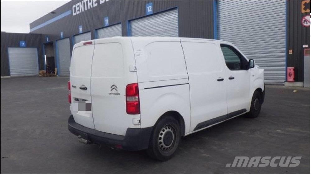 Citroën Jumpy 3 廂式貨物運輸車