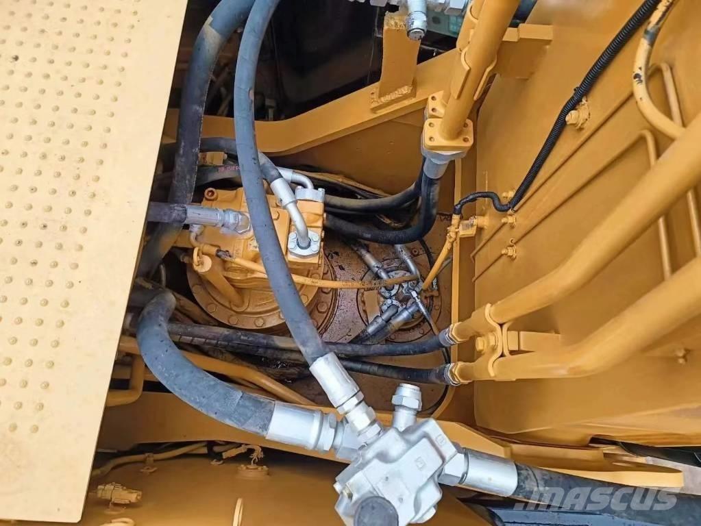 CAT 330 D 履帶式 挖土機/掘鑿機/挖掘機
