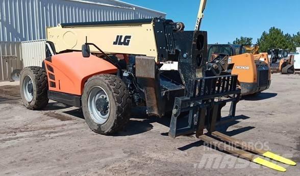 JLG 1055 伸縮臂操作車