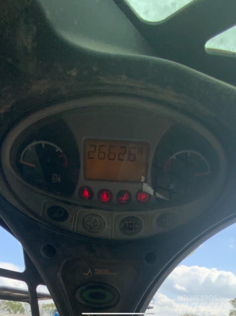 Bobcat T 630 滑移轉向裝載機