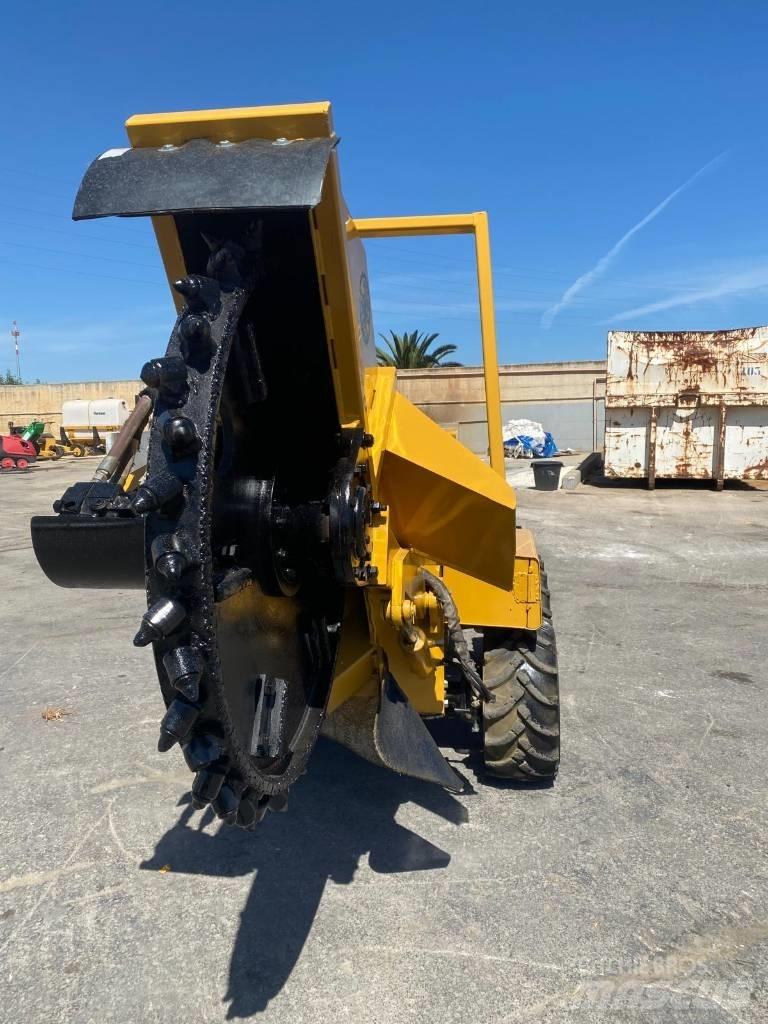 Vermeer RT450 掘溝機