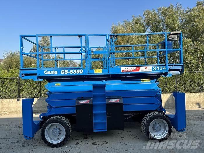 Genie GS5390RT 剪式升降機