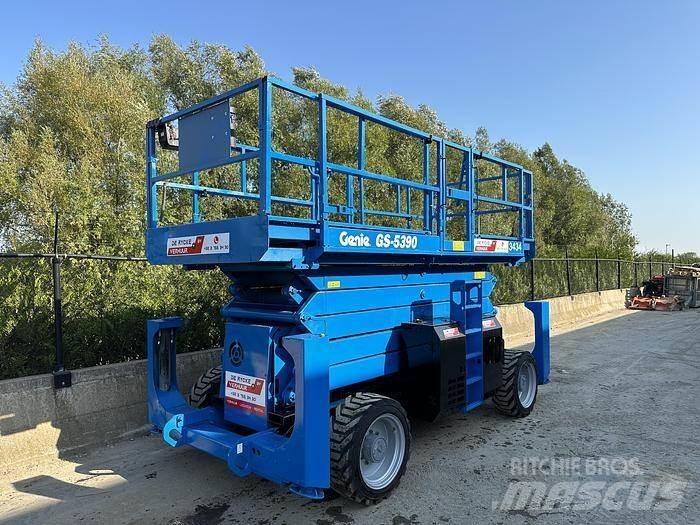 Genie GS5390RT 剪式升降機