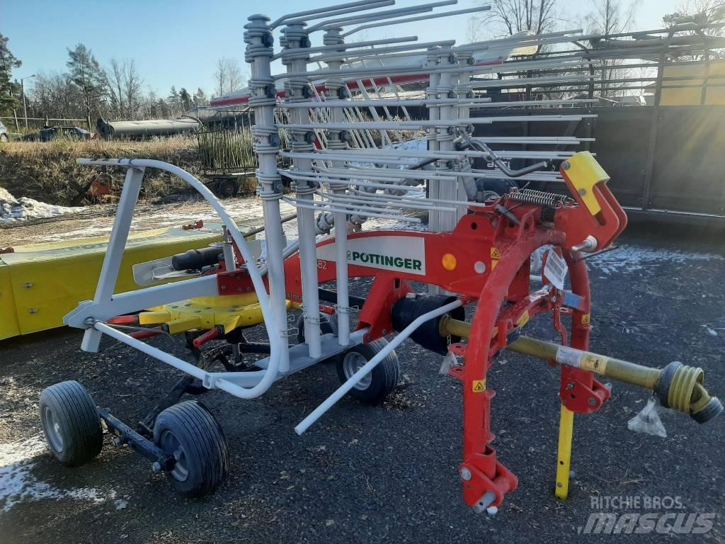Pöttinger Top 382 堆草機