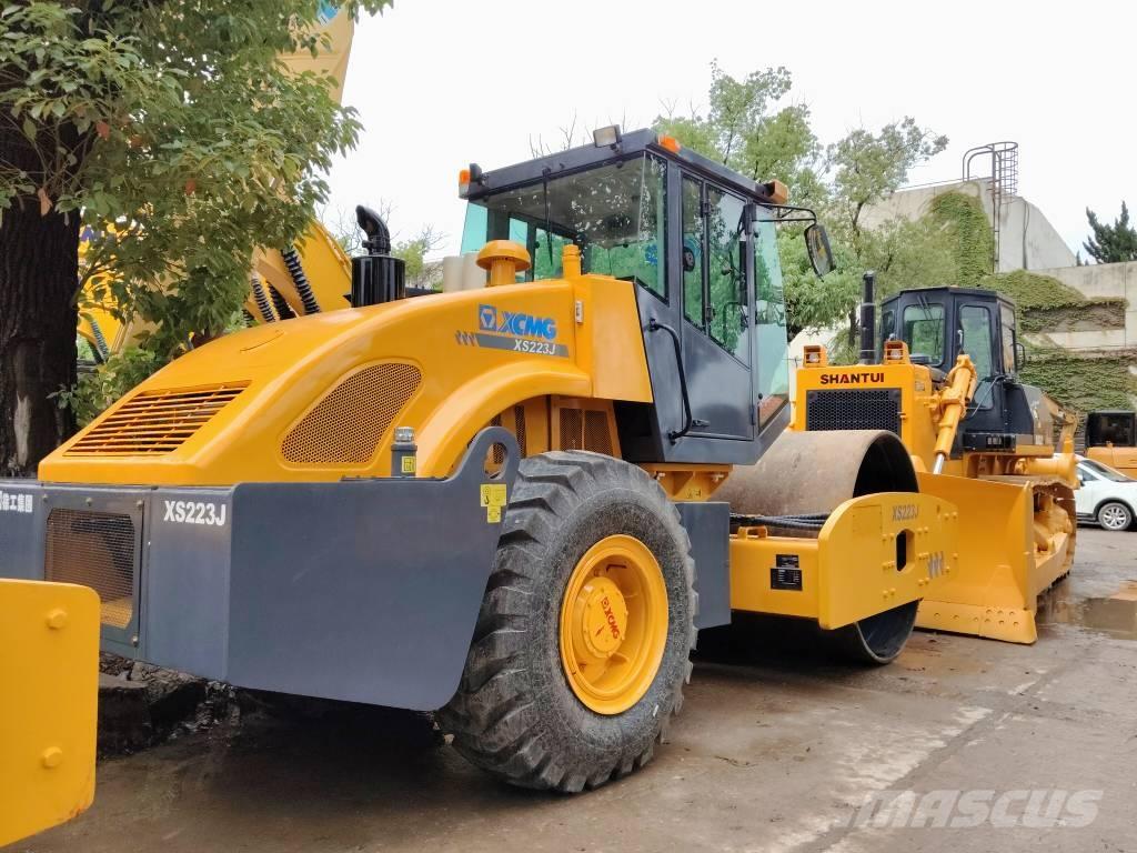XCMG XS 223 J 單輪滾壓機