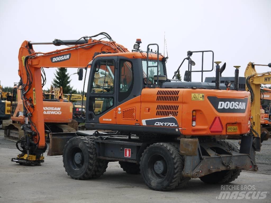Doosan DX 170 W-5 旋轉式挖土機/掘鑿機/挖掘機