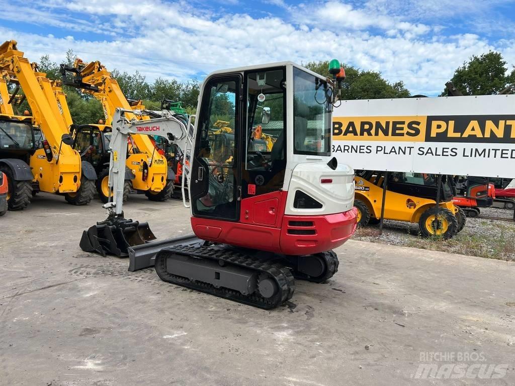 Takeuchi TB 230 小型挖土機/掘鑿機<7t(小型挖掘機)