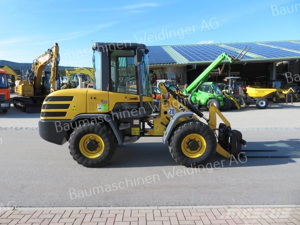 Yanmar V 80 輪胎式裝載機