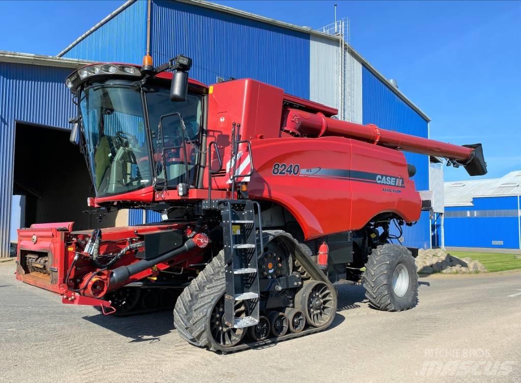 Case IH 8240 聯合收穫機