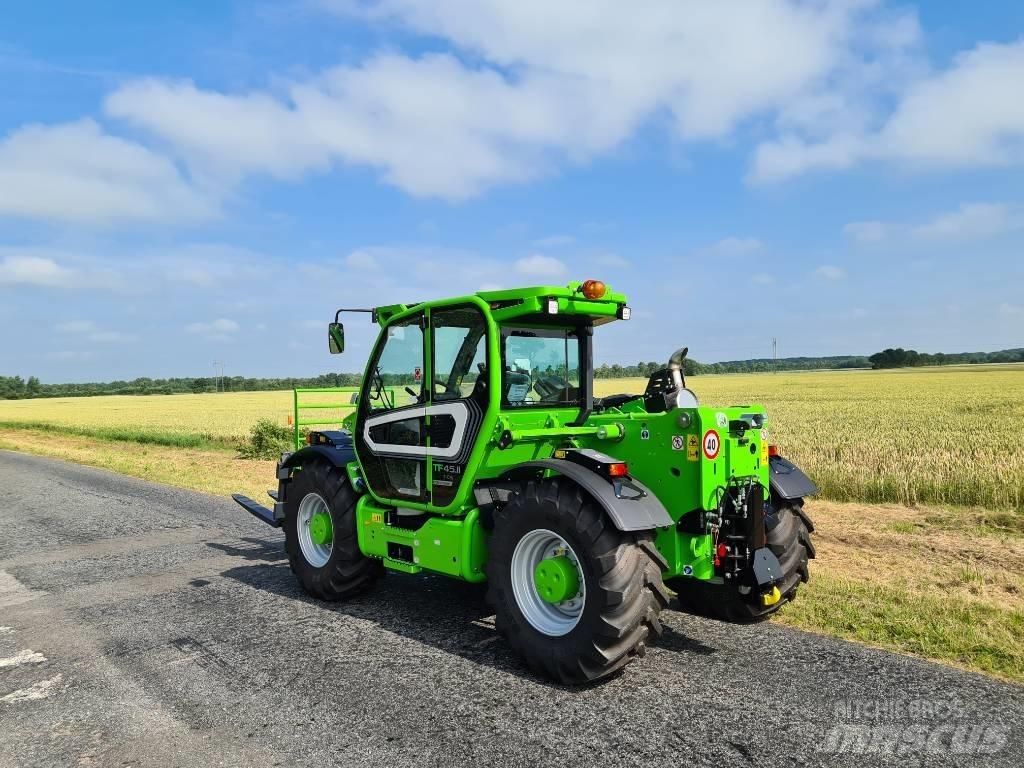 Merlo TF 45.11 伸縮臂操作車