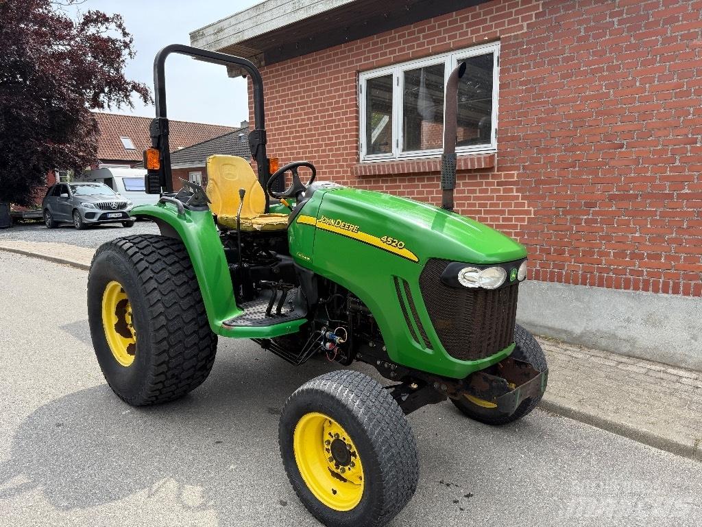 John Deere 4520 小型曳引機