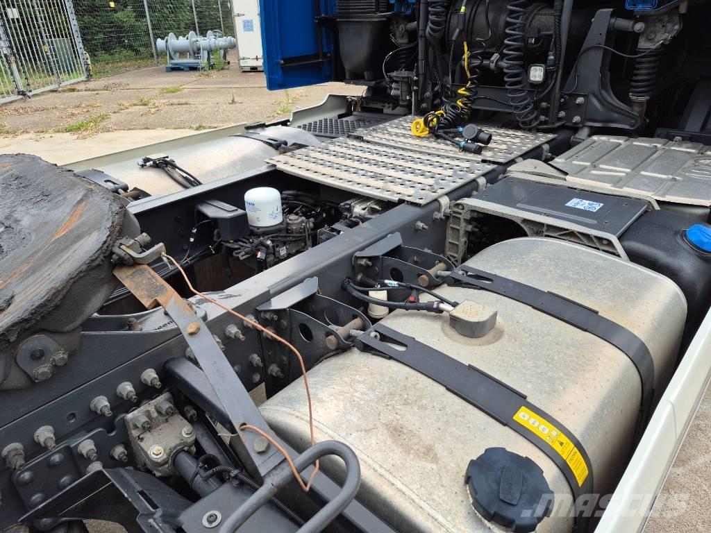 Volvo FH 500 曳引機組件