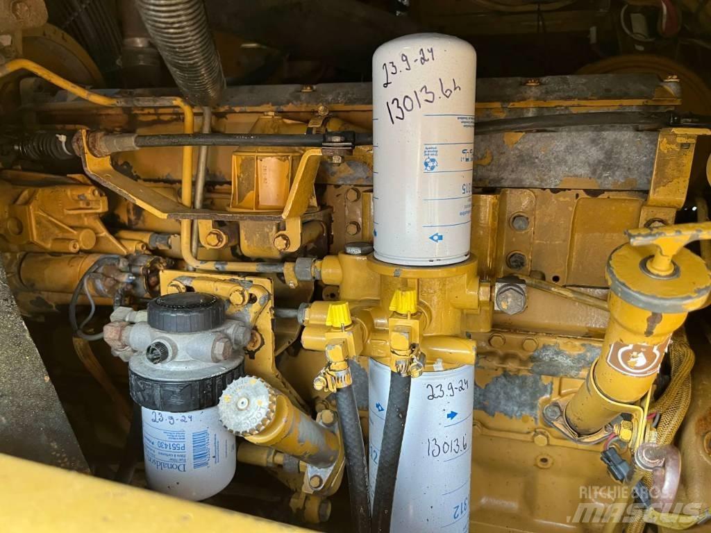 CAT 963C 推土機
