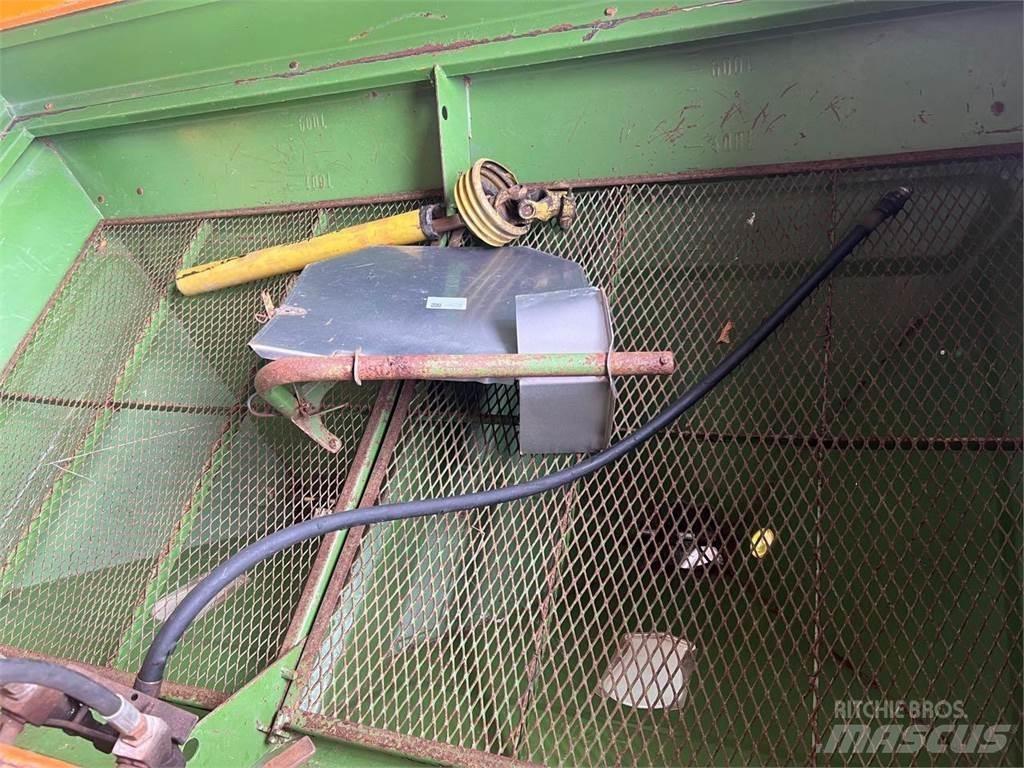 Amazone ZA-U 1500 礦物撒布機