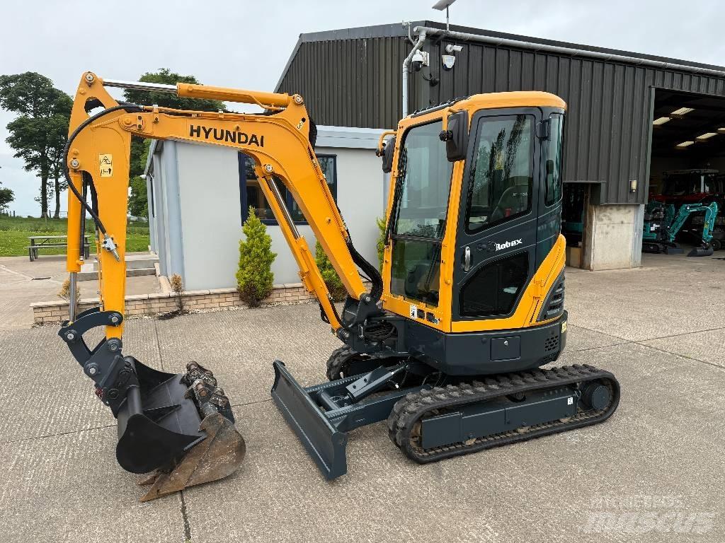 Hyundai R25Z-9 AK 小型挖土機/掘鑿機<7t(小型挖掘機)