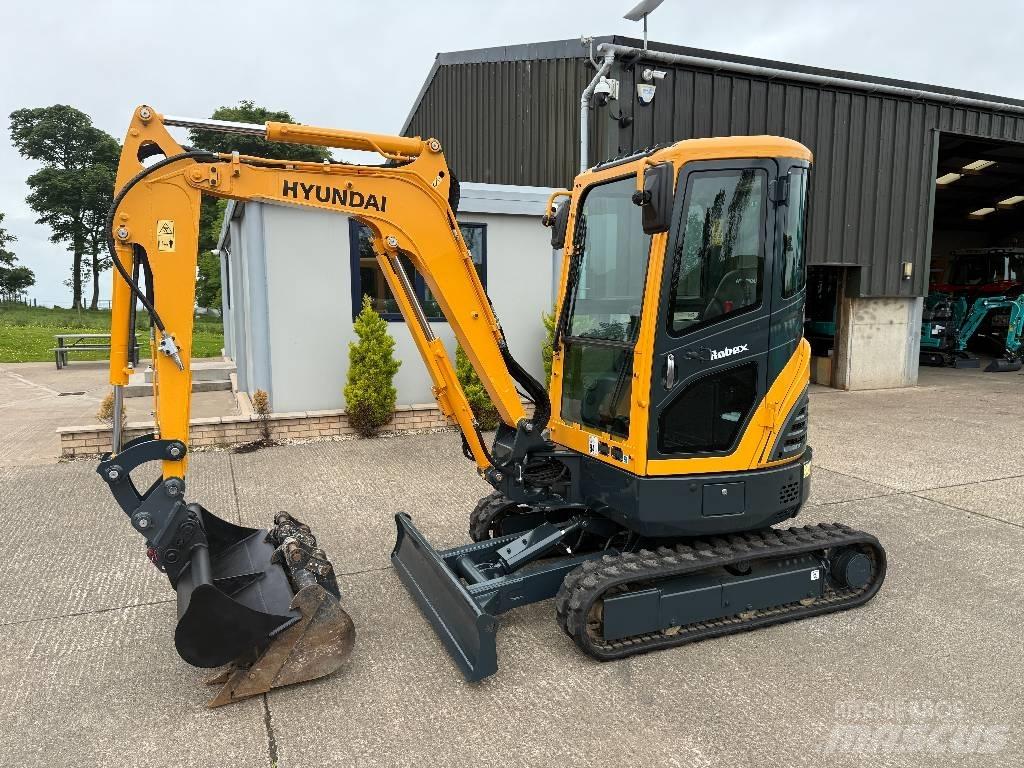 Hyundai R25Z-9 AK 小型挖土機/掘鑿機<7t(小型挖掘機)