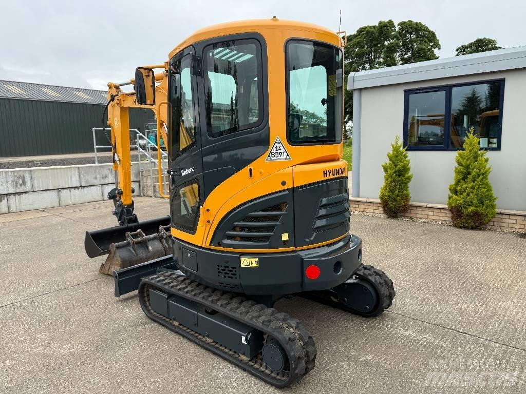 Hyundai R25Z-9 AK 小型挖土機/掘鑿機<7t(小型挖掘機)