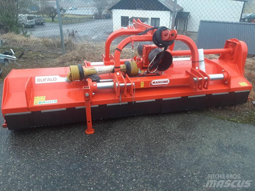 Maschio Buffalo 300 莖葉去葉機