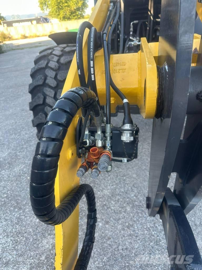 New Holland W 80 C 輪胎式裝載機