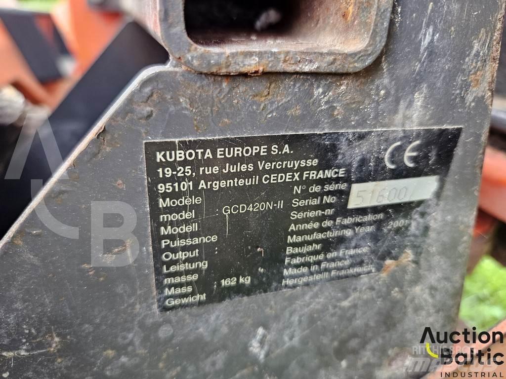 Kubota GCD420N-II 騎乘式割草機
