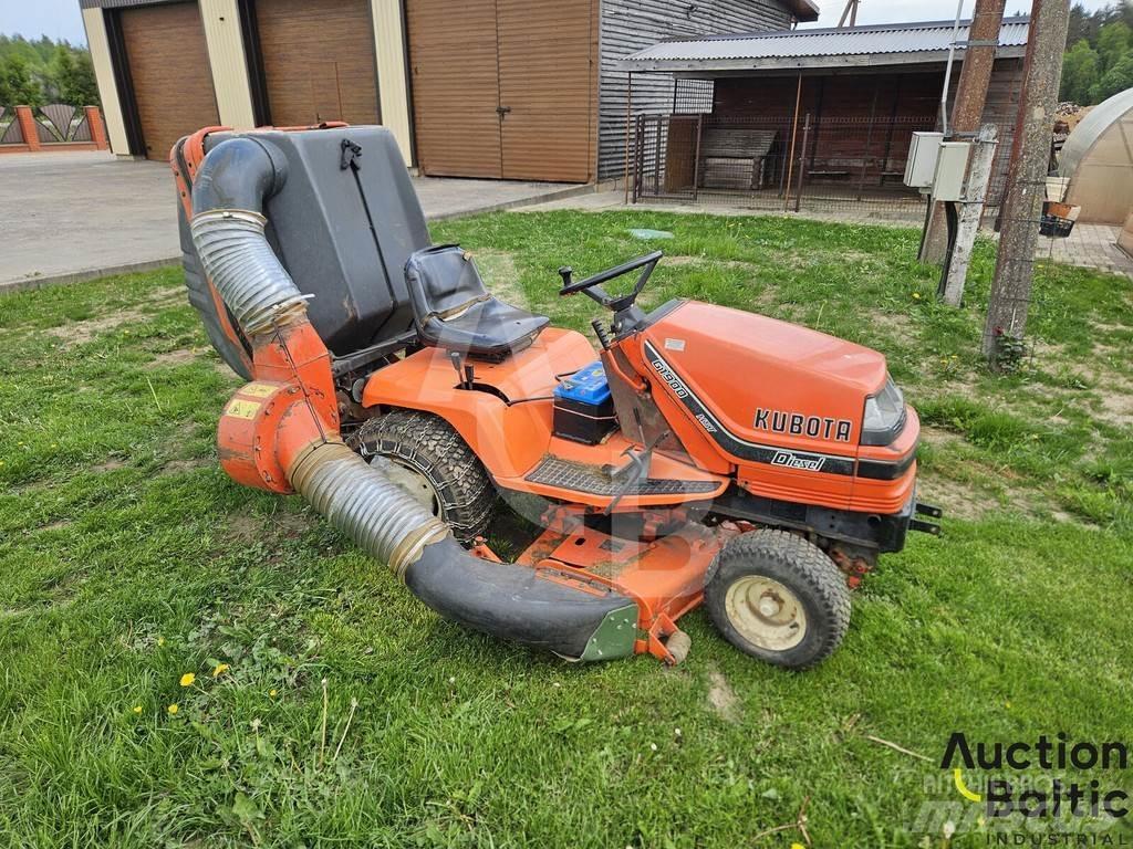 Kubota GCD420N-II 騎乘式割草機