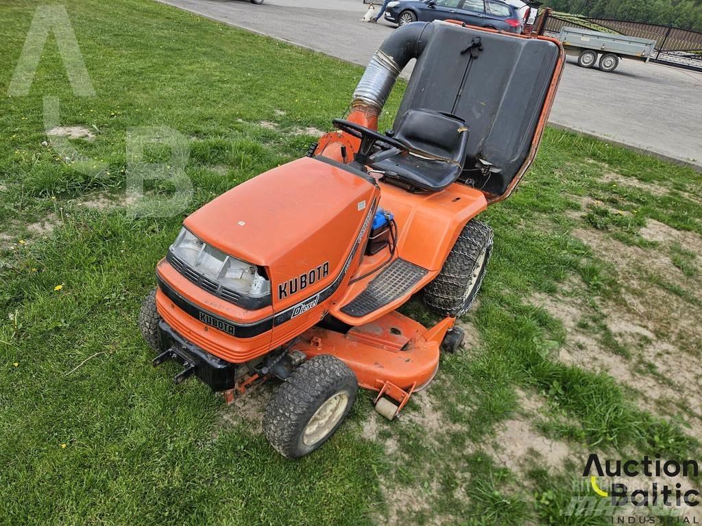 Kubota GCD420N-II 騎乘式割草機